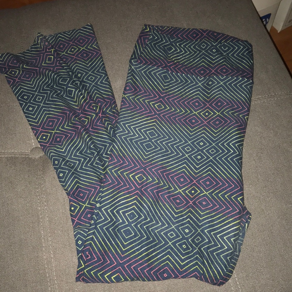 Funky geometric lines TC leggings